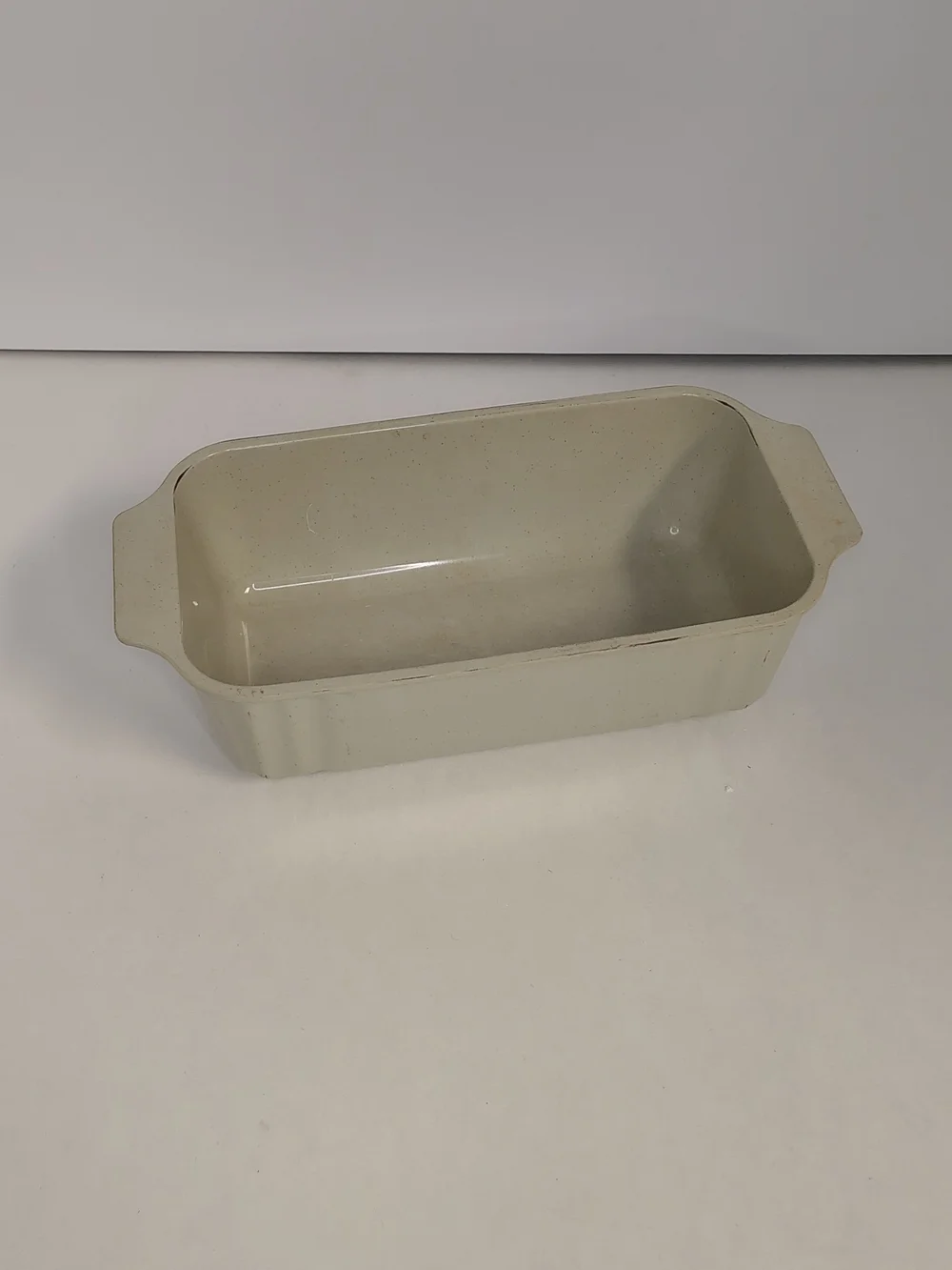 Nordic Ware 2 qt Plastic Beige Rectangular Loaf Pan, Microwave Safe 410°F